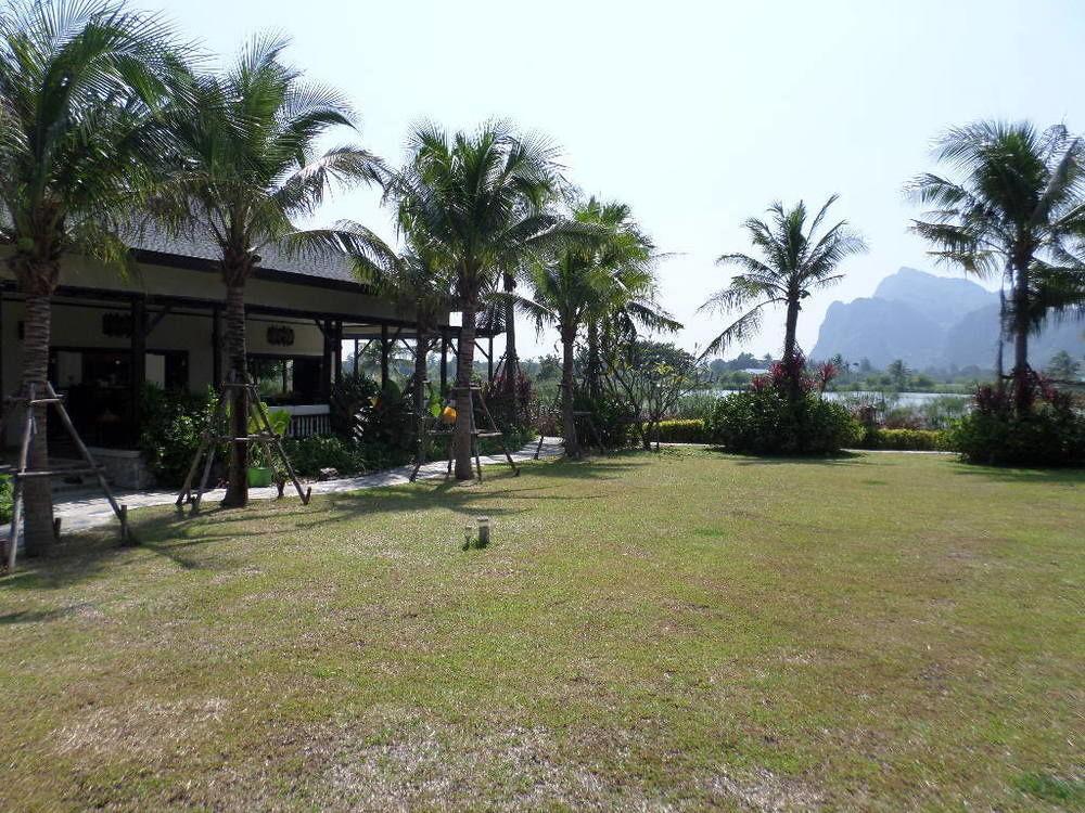 侏罗纪山区度假酒店及钓鱼公园 七岩 外观 照片